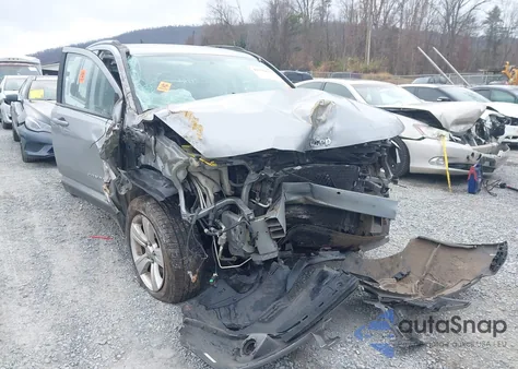 2015 Jeep Compass Sport z USA, uszkodzony, nr VIN 1C4NJDBB7FD225655